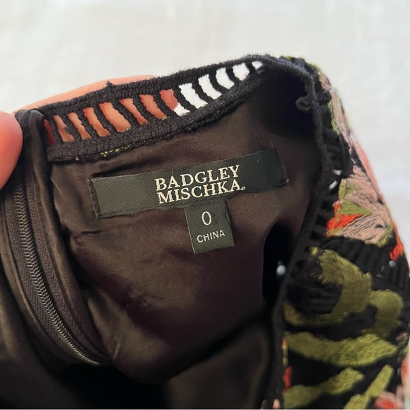 Badgley Mischka Embroidered Floral Cocktail Dress - Picture 3 of 7